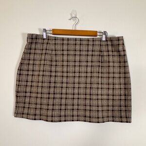 Plaid mini skirt